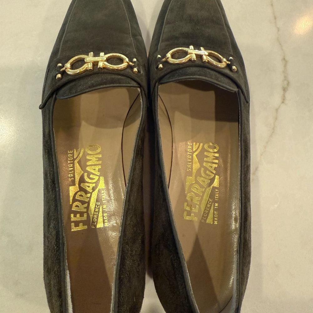 Salvatore Ferragamo Vintage Dark Green Suede Loafers with Gold Buckle - Picture 7 of 8